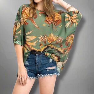 Women’s poncho one size new